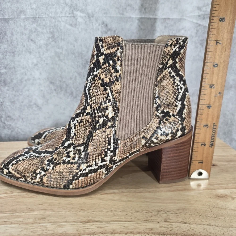 Vince Camuto Chelsea Boots Womens 9 M Jentilliy Brown Snake Leather Ankle Bootie